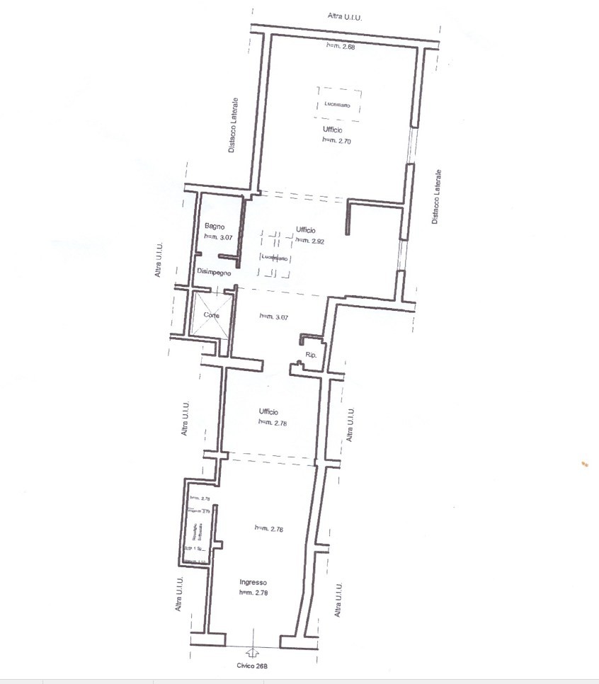 VENDESI ZONA OBERDAN FONDO ADIBITO A UFFICIO A 10 DI MQ 110 PERFETTO